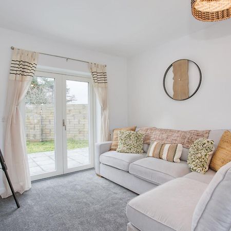 St Ives Bay - Immaculate Brand New 3Bed - Free Parking - Beach - Wifi เฮล ภายนอก รูปภาพ